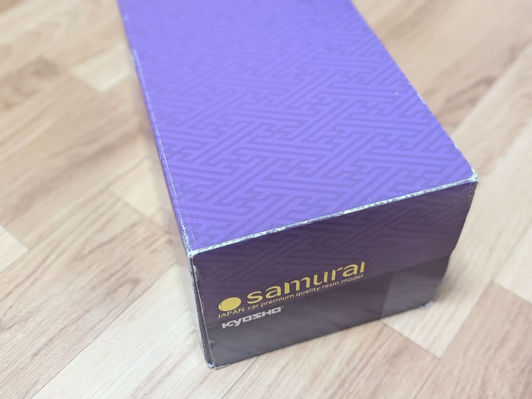 京商　レクサスRX200t 1/18ミニカー