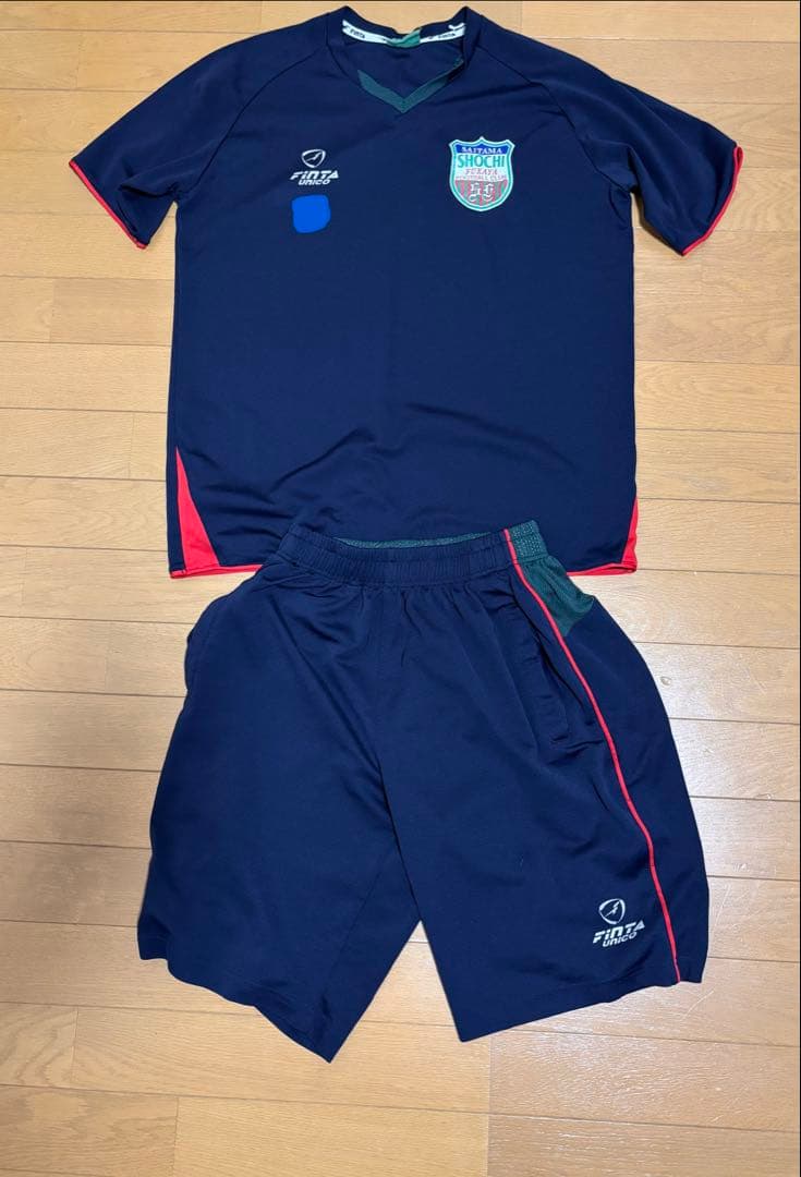 正智深谷サッカー部　移動着　上下