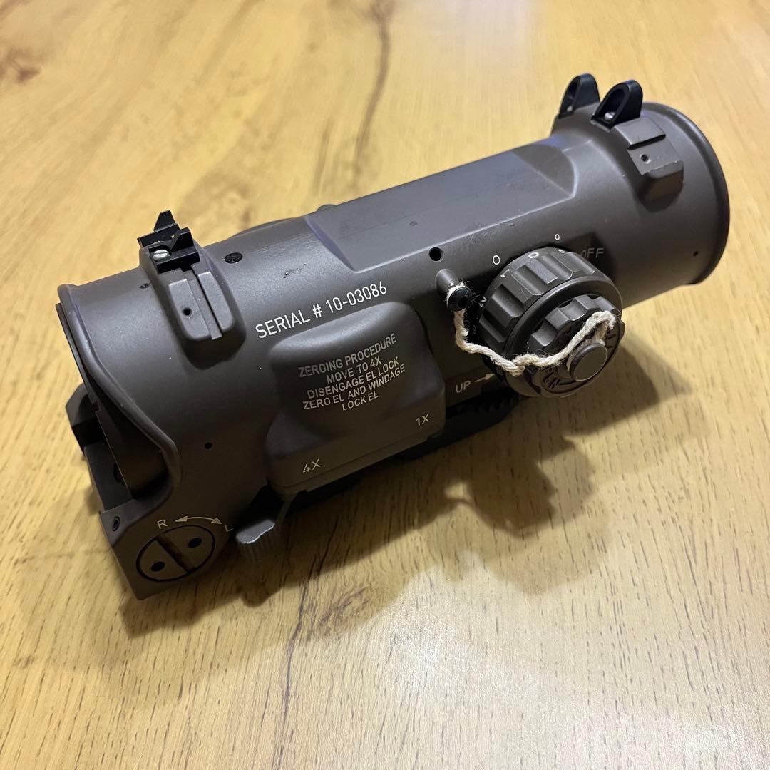 1-4倍切替可　EVOLUTION GEAR ELCAN Specter DR