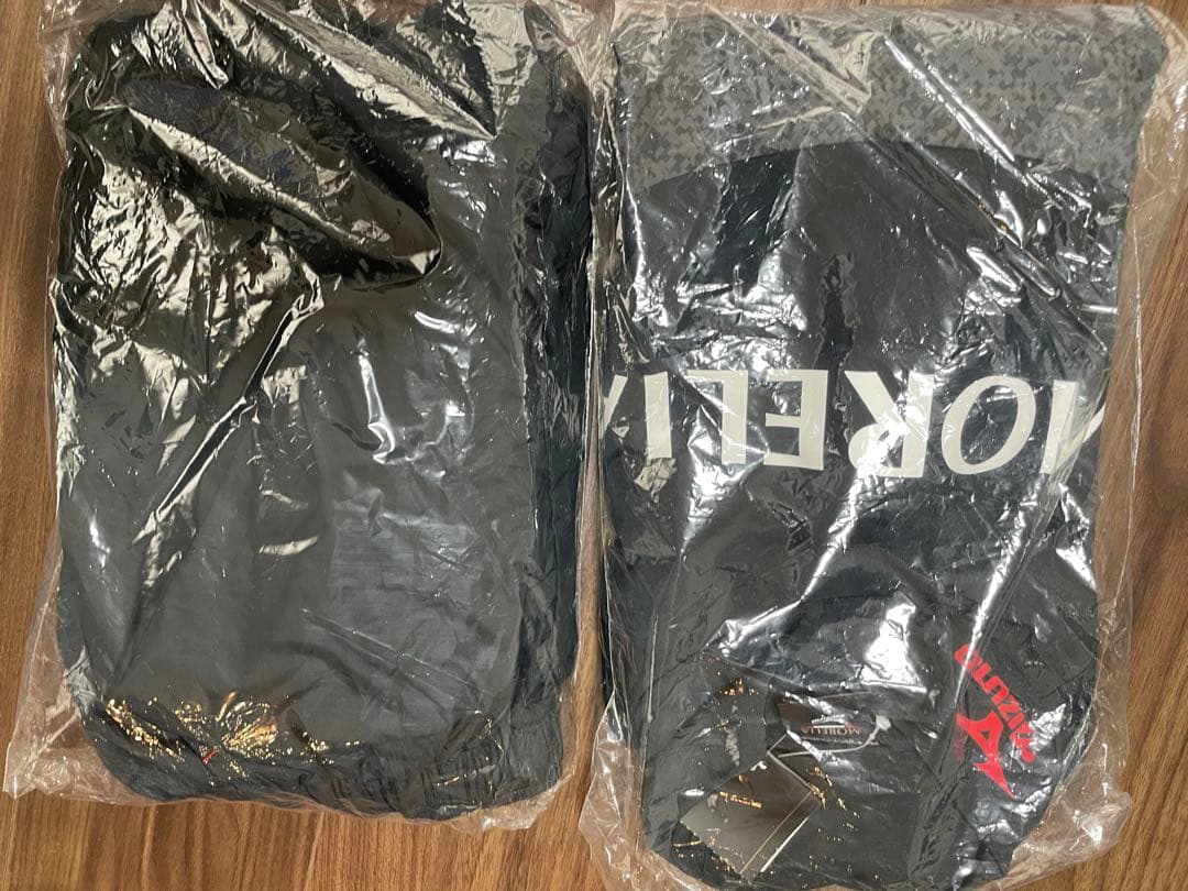 【新品•タグ付き】モレリア ウェア　裏地付きピステ　　ウォーマー　L