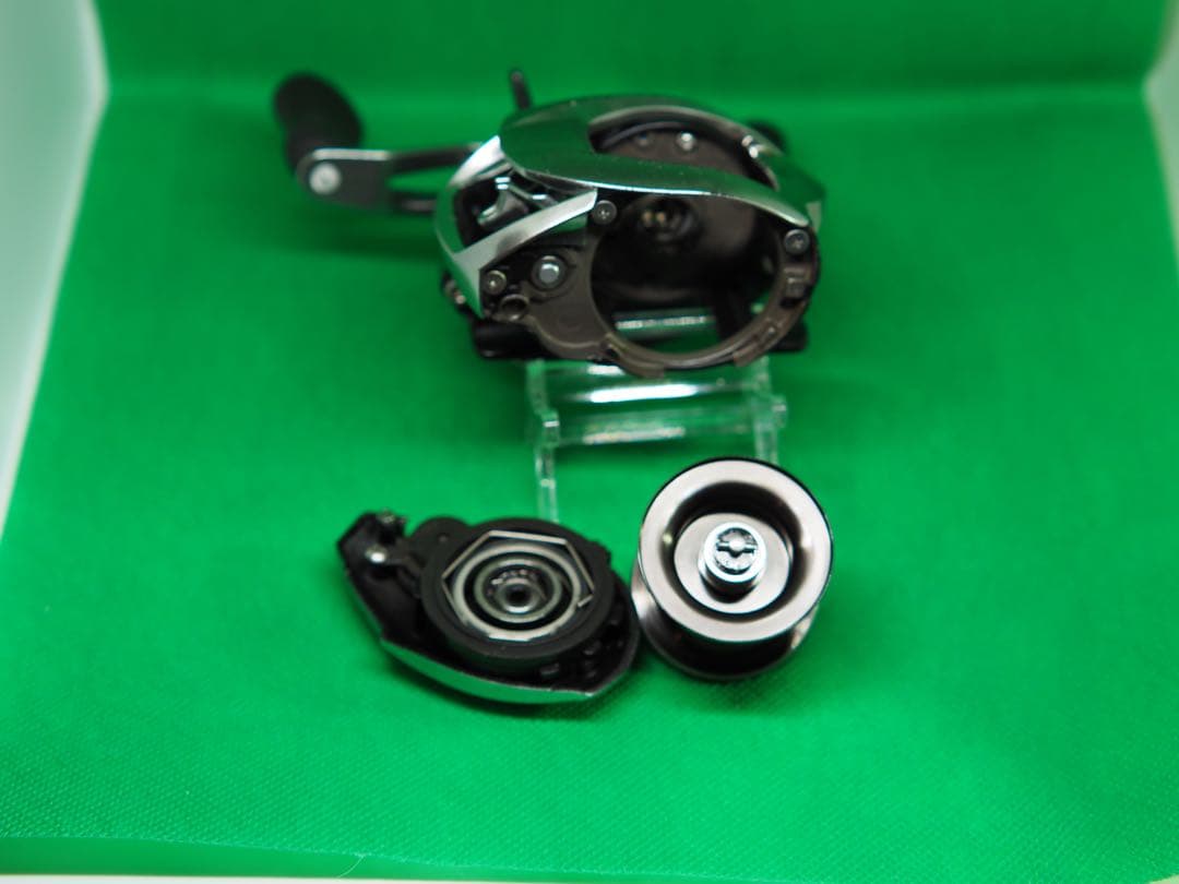 ダイワ ジリオンSV TW 1000SH ギア比7.1:1 機関良好 キズ多め