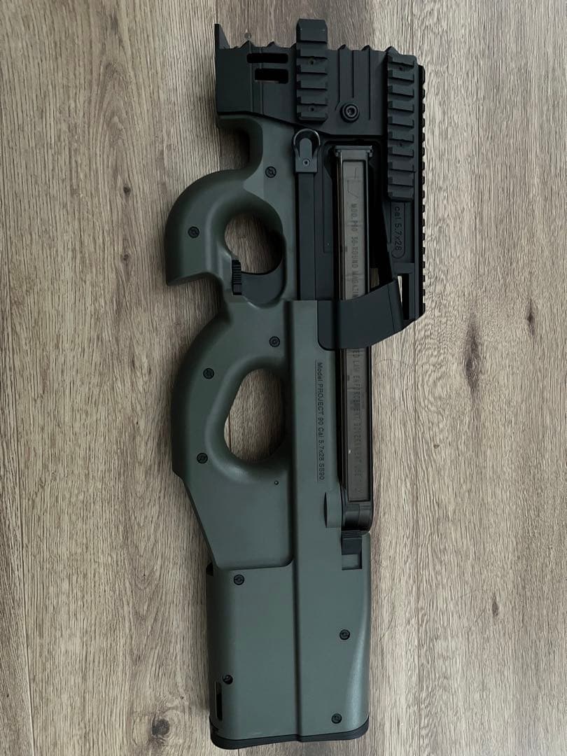 東京マルイ　PS90HC ストライクレイルシステム