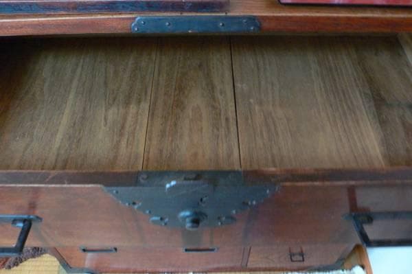 古い和箪笥　年代不明　欅　桐