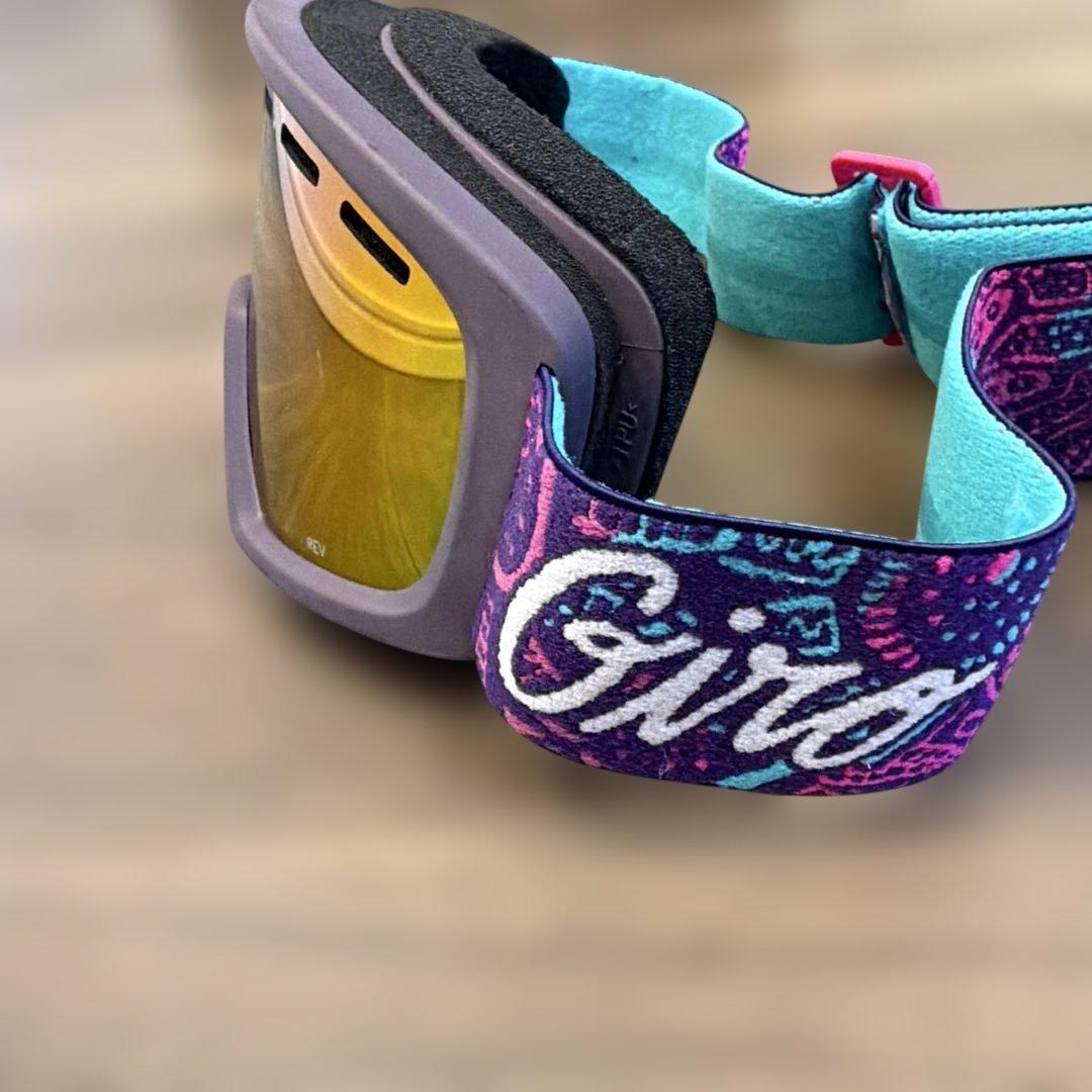 美品GIROキッズSサイズ スキーヘルメット、ゴーグル