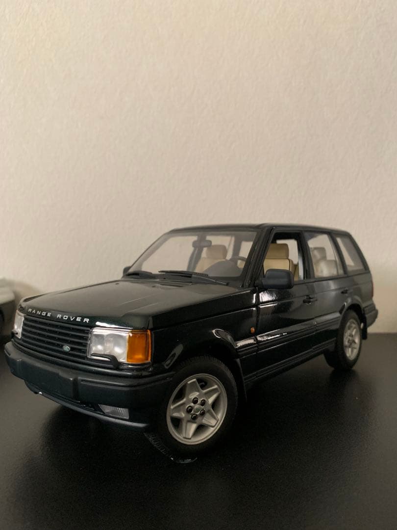 1/18 レンジローバー　4.6HSE