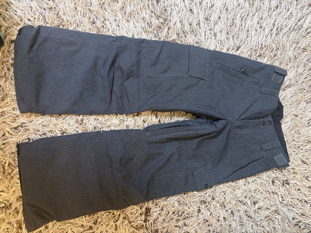 Burton スノーボードウェア Sサイズ 手袋付き