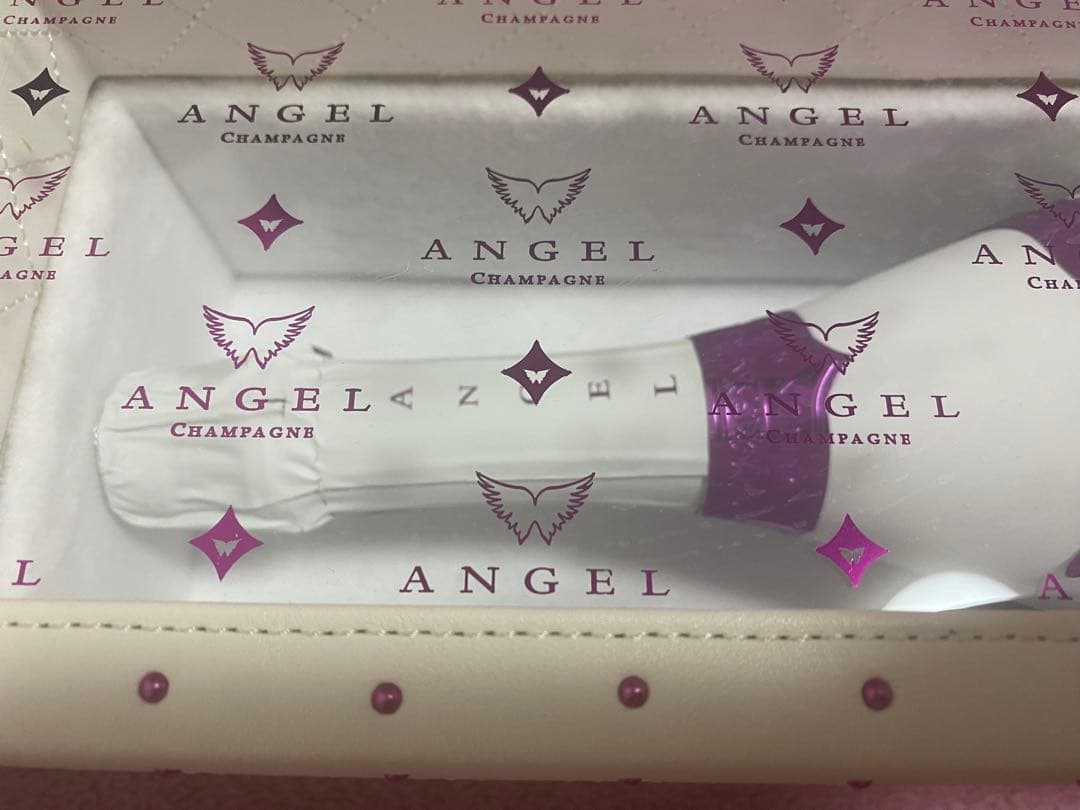 【最終値下げ‼️】エンジェルシャンパン