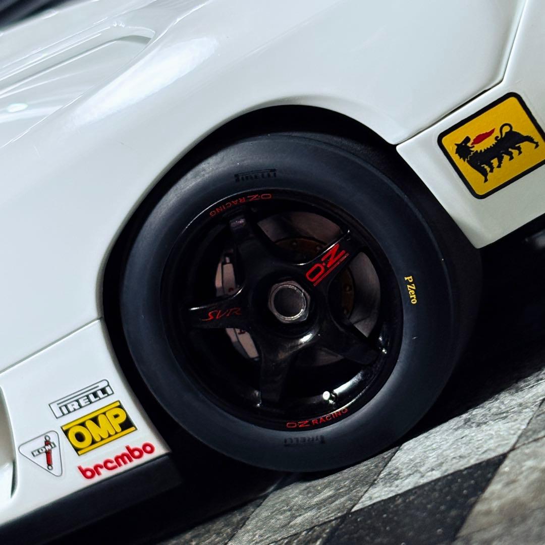 ワンオフカスタム 1/18 AUTOart ランボルギーニ ディアブロ SV-R