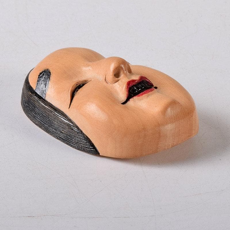 時代提げ物　木彫　面根付　能面　お面　若女　C　7750