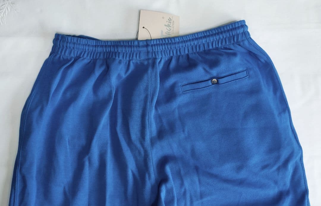 ジャッキー・チェン 直筆サイン入り スウェット上下 ※サイクロンZテレカ付