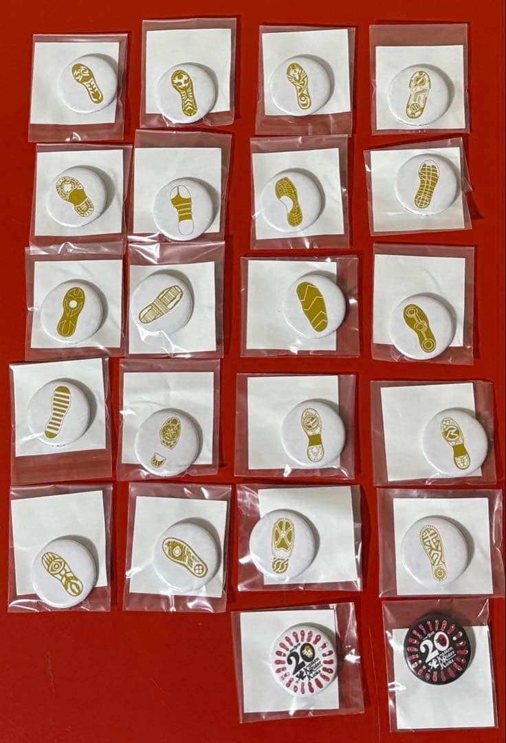 平成仮面ライダー20作品記念ロゴバッジ 20ライダーセット(非売品)