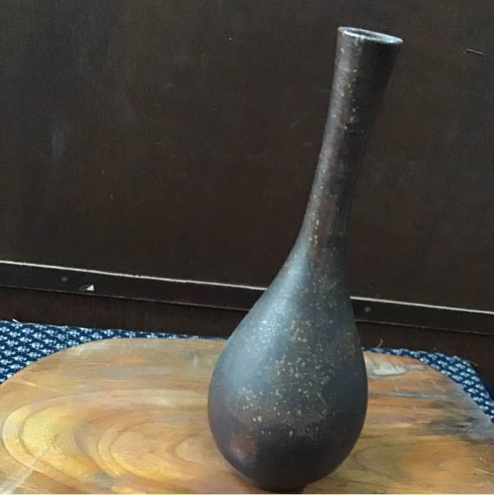 古備前 徳利一輪差し年末大売り出しです❣️江戸時代初期から後期です‼️