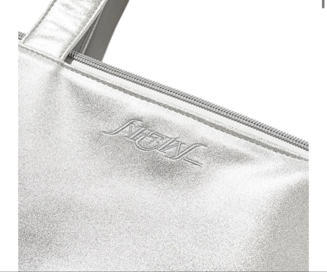 SEVENTEEN DECOバッグ　NEWTOUR DECOBAG