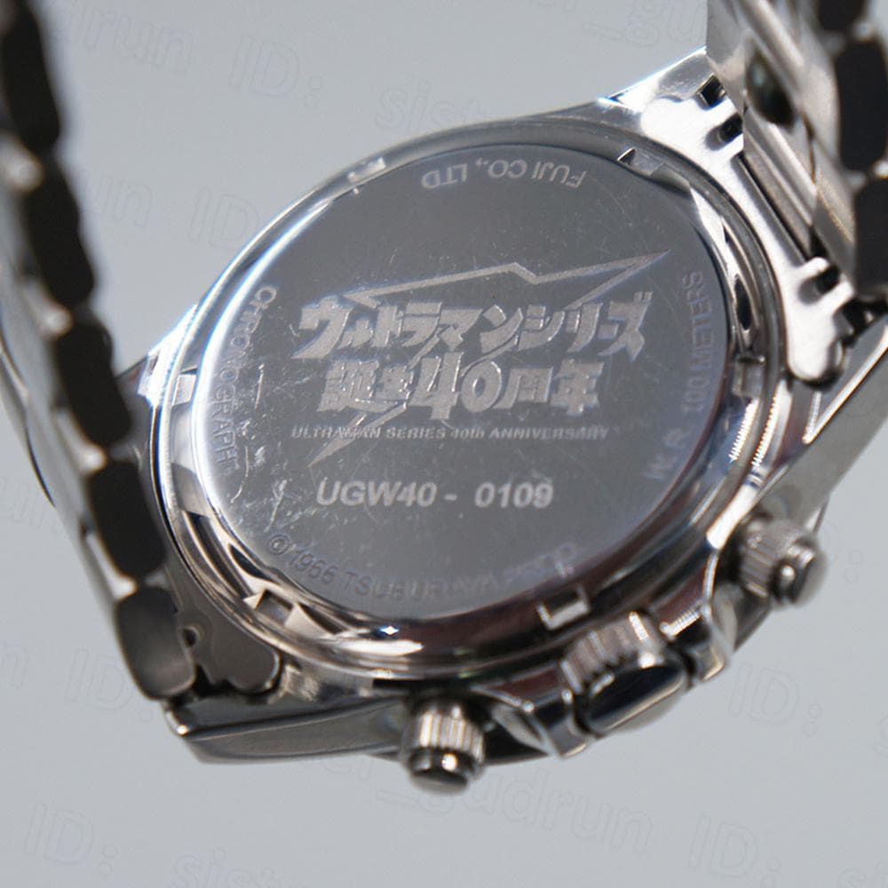 【中古】　腕時計　ウルトラマンシリーズ誕生40周年　元箱付き