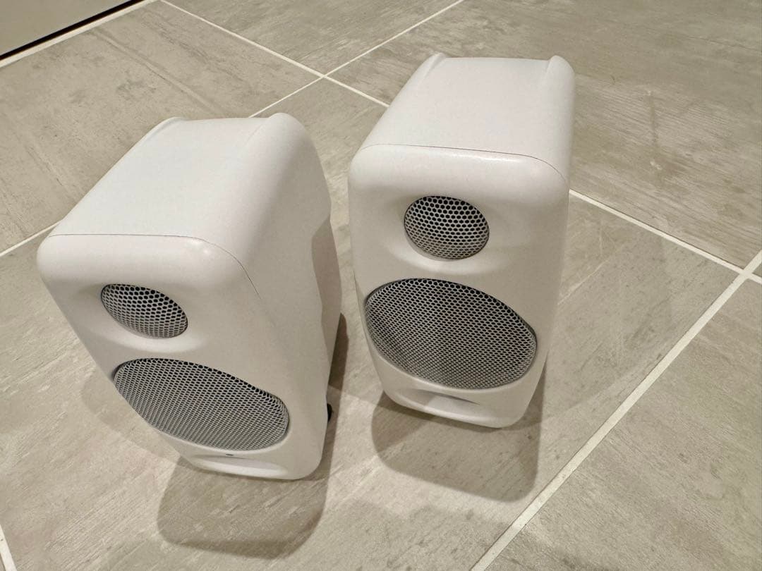 iLoud ステレオスピーカー ホワイト