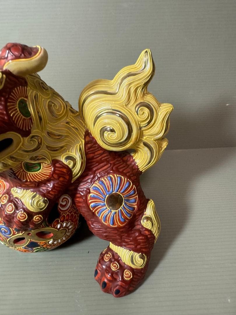 2870 九谷焼 玉乗り獅子 狛犬 シーサー 置物 開運 魔除け 縁起物 骨董品