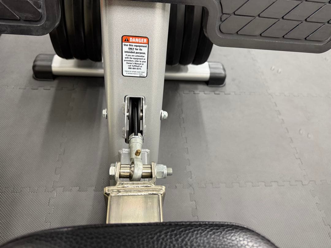 タフスタッフ　ハックスクワット/レッグプレスCLH-300 本体のみウェイトなし