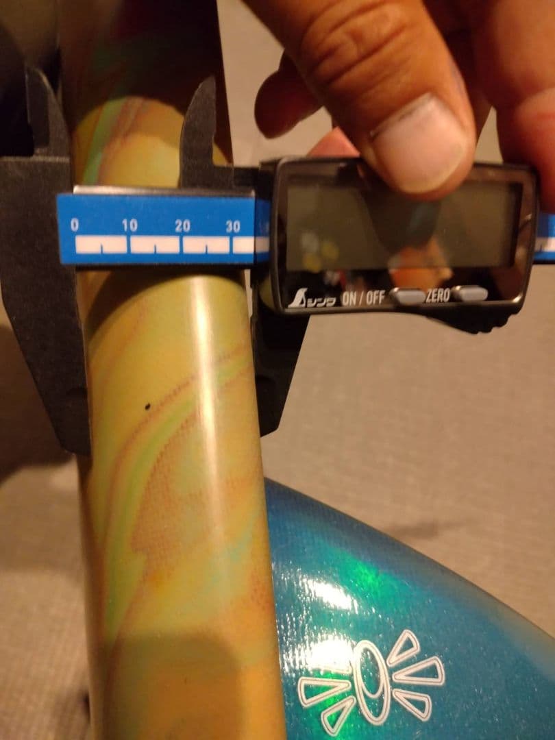 ジェイク・モス　クワットフィン