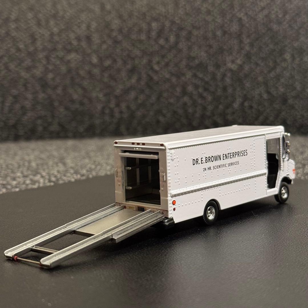 ドクのバン カスタム バックトゥザフューチャー デロリアン ②