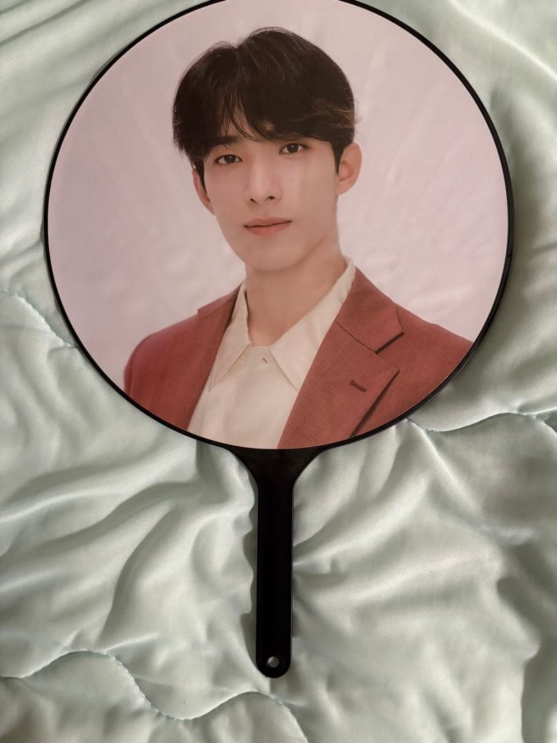 seventeen ドギョム うちわ 2023 Love follow