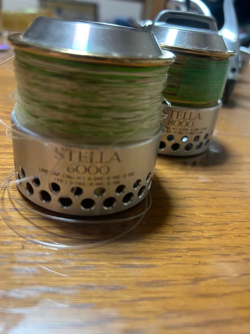 STELLA 8000 スピニングリール 6000と8000のスプール付き