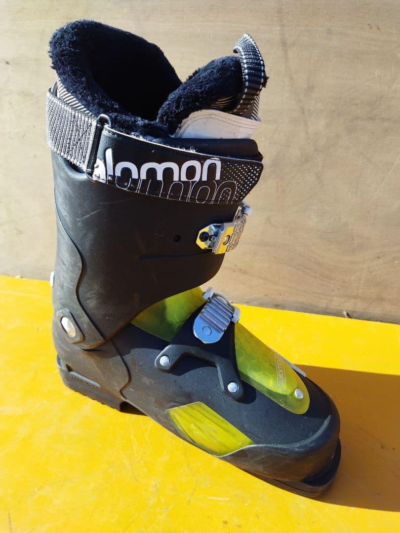 サロモン　スキーブーツ 28cm　男性用 ブラック/イエロー