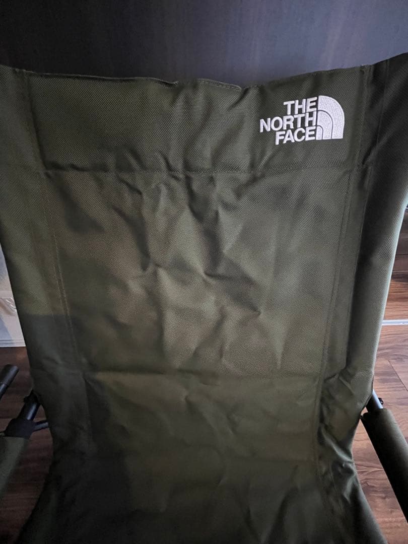 2個ノースフェイス TNFキャンプチェア　ニュートープグリーン　フットレスト付き