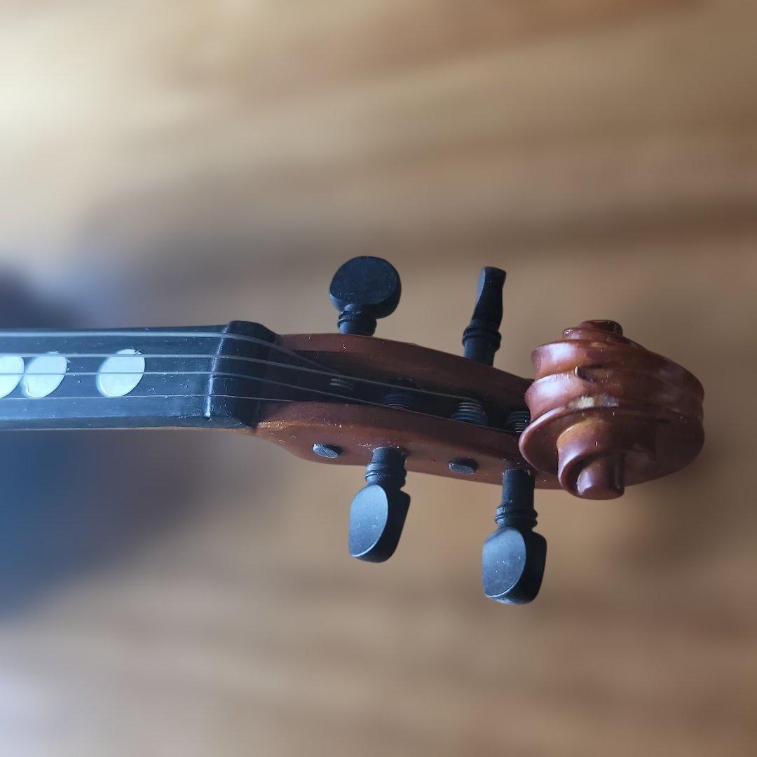 バイオリン1/16 本体と弓2本 ケース付き