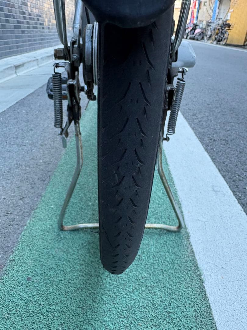 ブリヂストン　電動アシスト自転車 シティタイプ シルバー