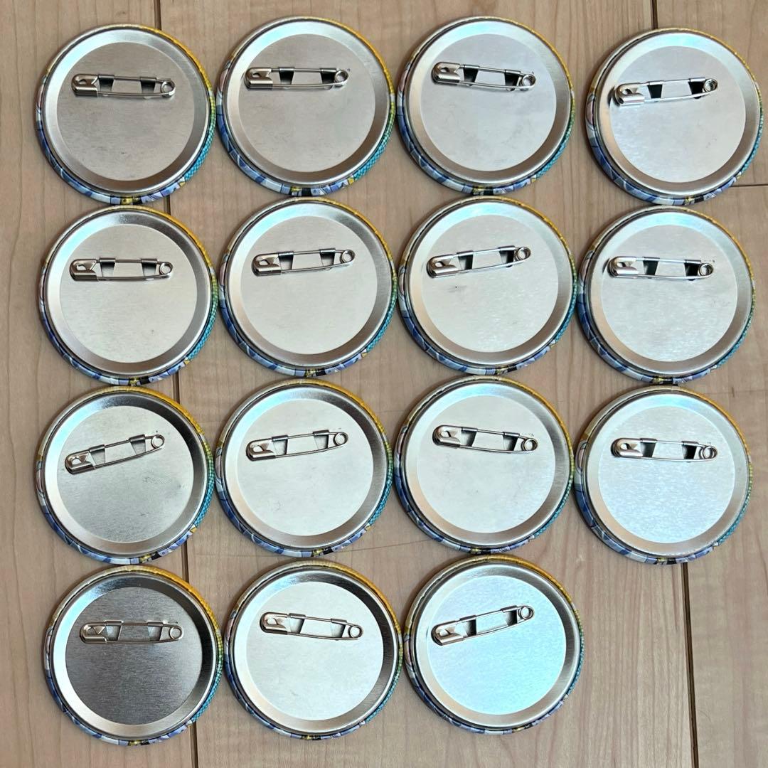 めておら　らいと　すとふぇす　缶バッジ