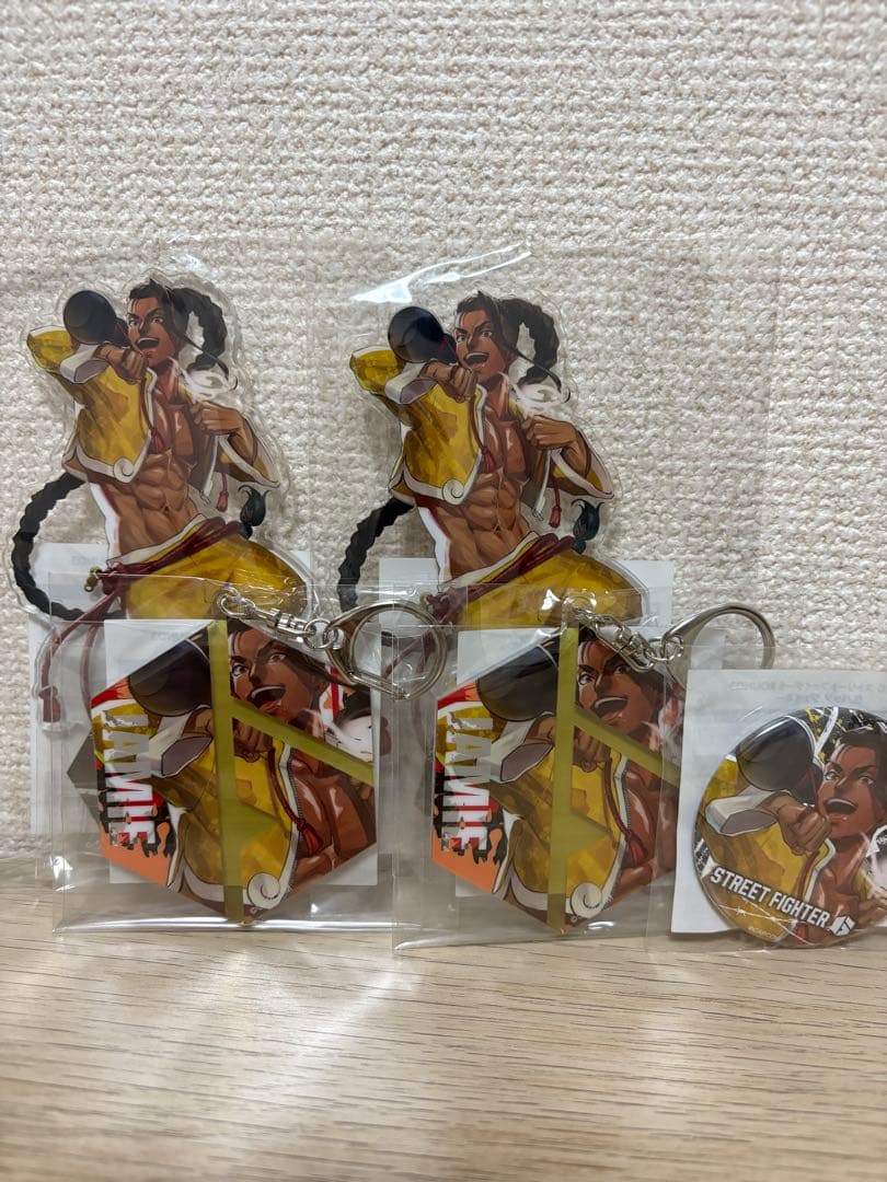ストリートファイター6カプくじジェイミー アクリルスタンドキーホルダー 缶バッジ