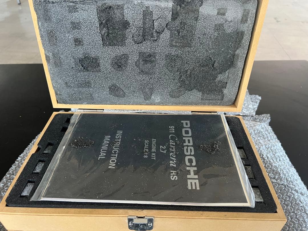 マルシン1/8スケール1973ポルシェ911カレラRS2.7エンジンキット