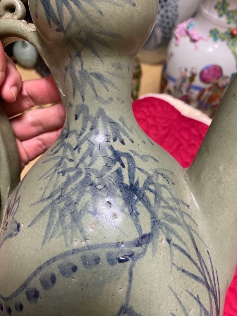 韓国　陶器製水差し 動物と竹の絵柄