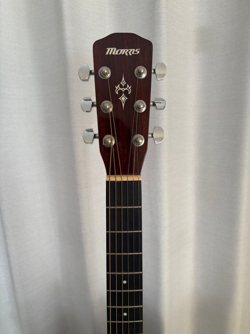 美品　Morrisアコースティックギター　ピック他4点付き！