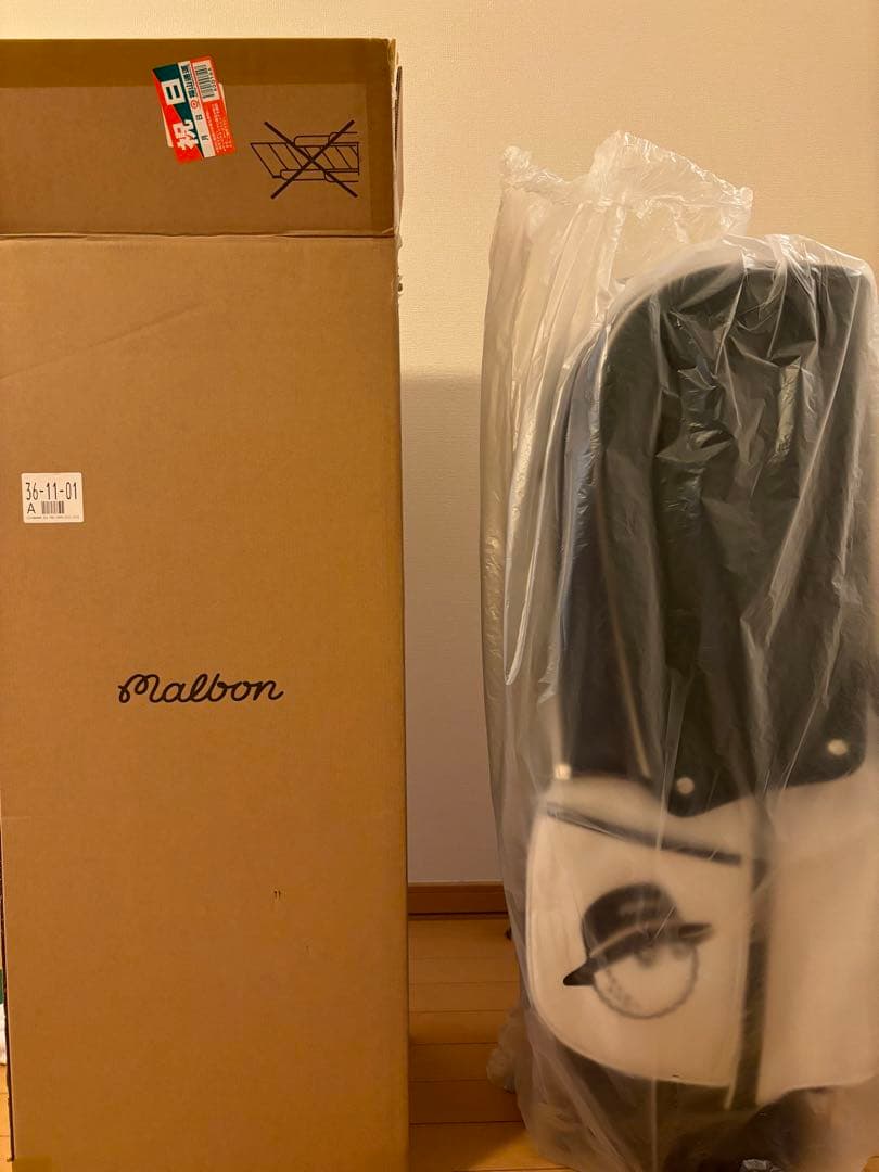 malbon golf キャディバッグ