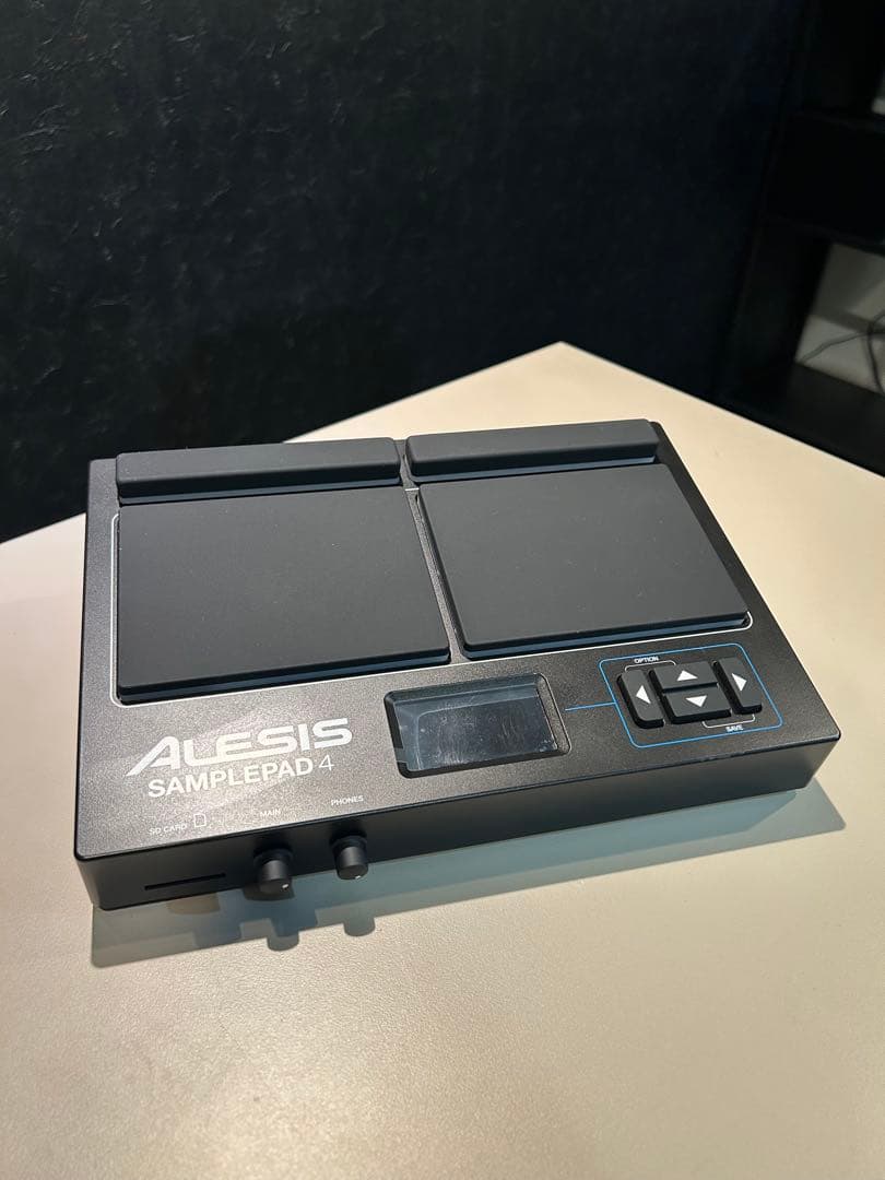 【美品】ALESIS SAMPLEPAD 4