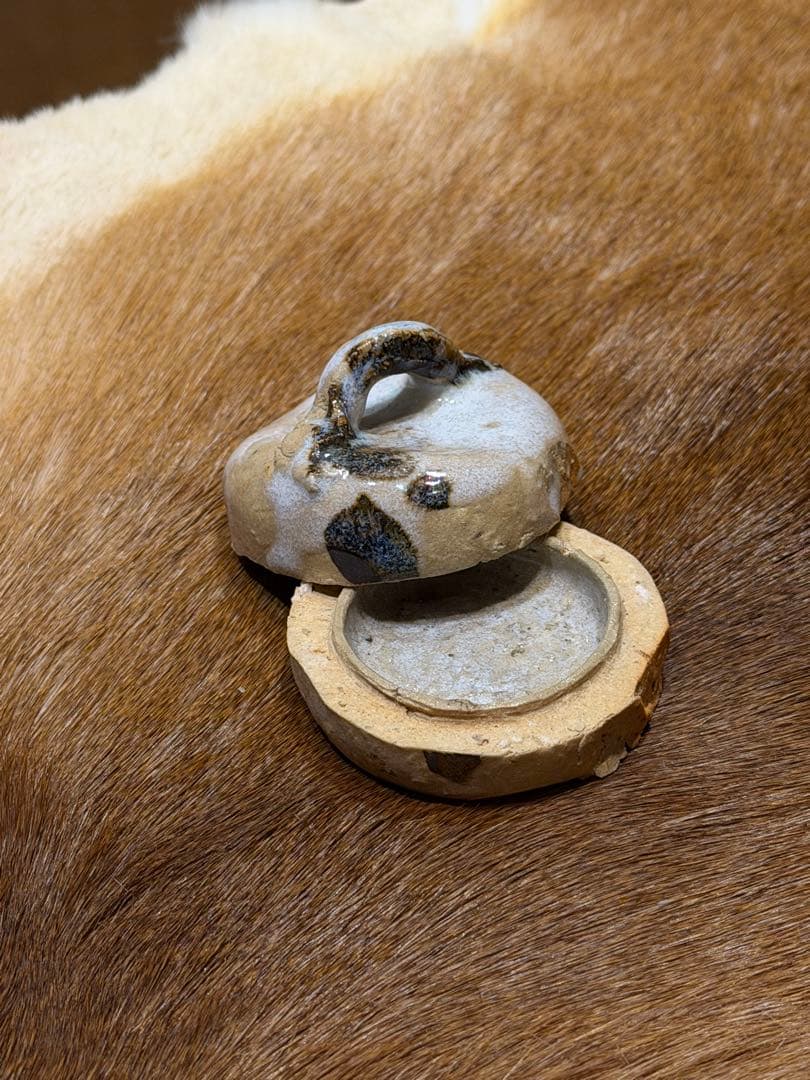 七類堂墨呑(雪舟天谿)　鴉笑斎　菊　香合　画付共箱　道釈画　香道具