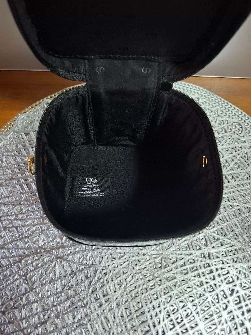 Dior　バニティバッグ　バニティポーチ　エナメルブラック　非売品