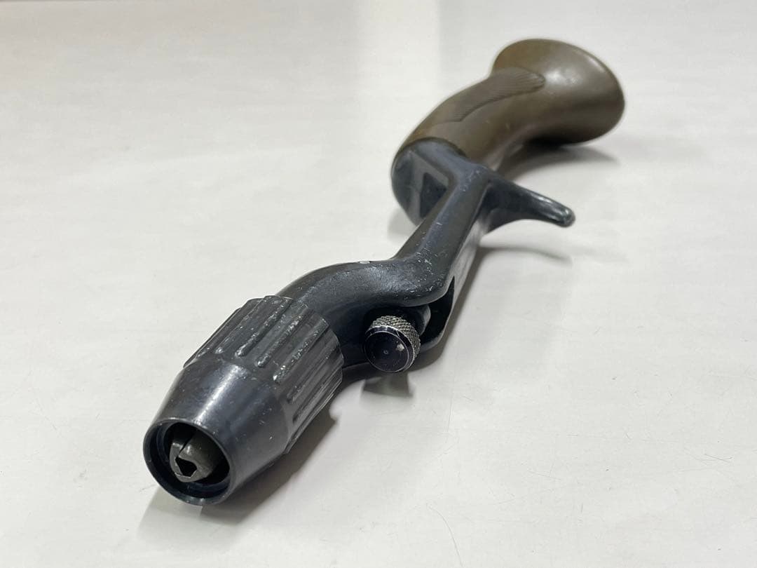 FEATHERWEIGHT CHAMPION コーデルショート 茶