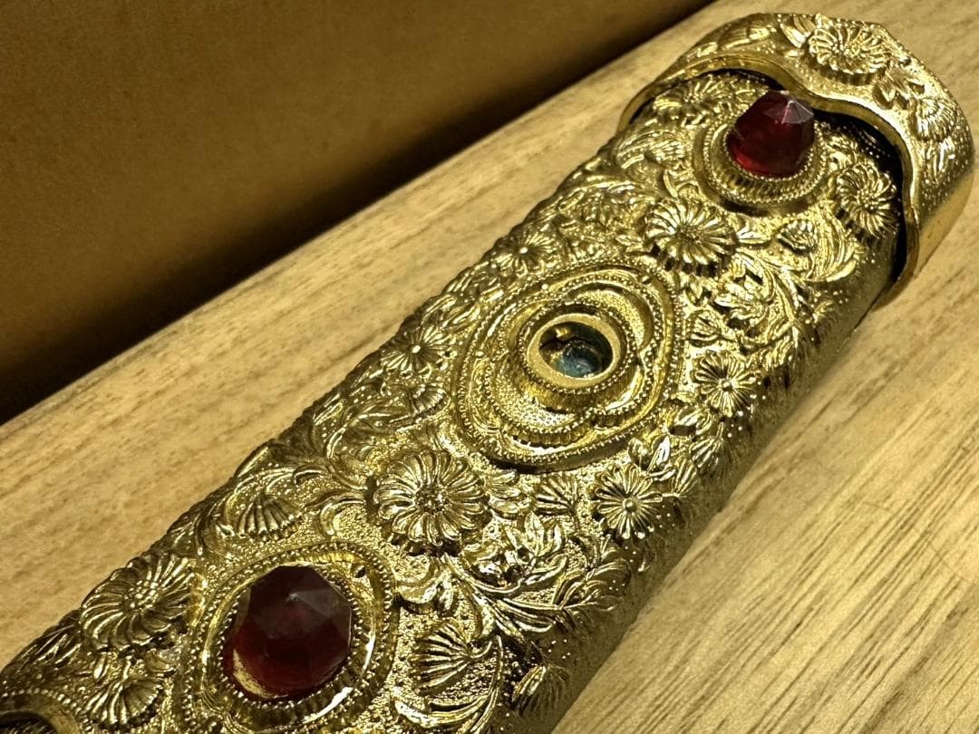 希少 黄金梨子地螺鈿餝剣 模造刀 刀掛け 共箱あり 宝剣