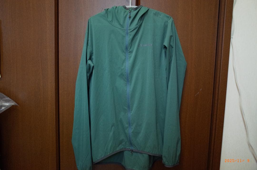 美品　ティートン・ブロス/ウインド・リバー・フーディ　L