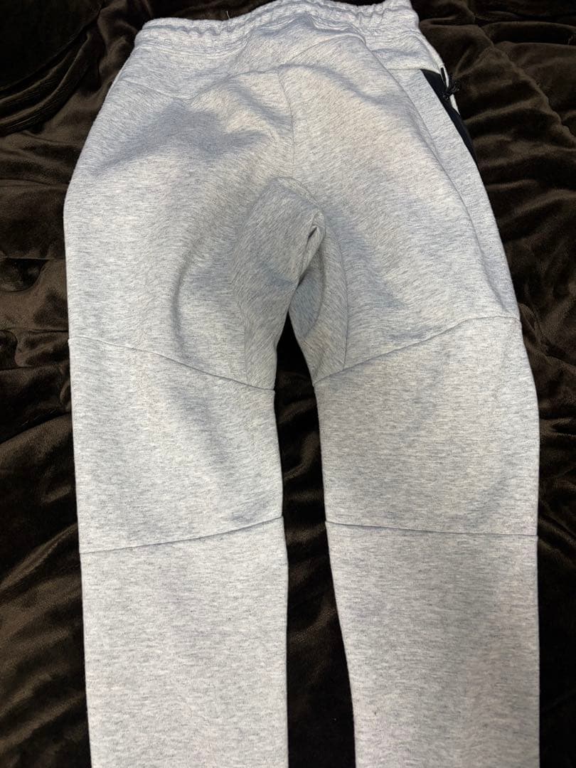 NIKEテックフリース下