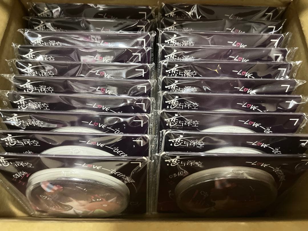 恋と深空 ホムラ 缶バッジ