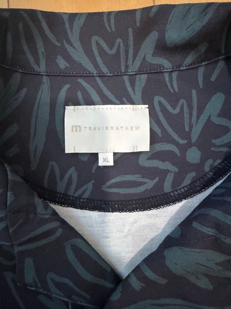 Travis Mathew ポロシャツとショートパンツセット