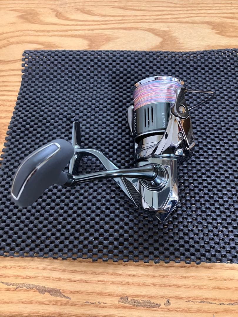 22 ステラ 4000Mスピニングリール シマノ