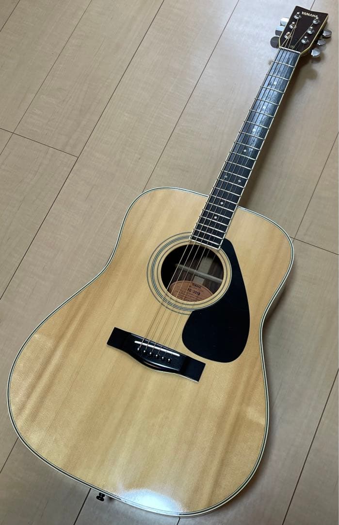 ヤマハ FG301B アコースティックギター (坂井泉水さん愛用？)