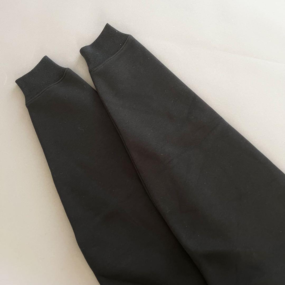 【新品】マークアンドロナ　ルーニーテューンズ　スウェット　トレーナー　メンズ　黒