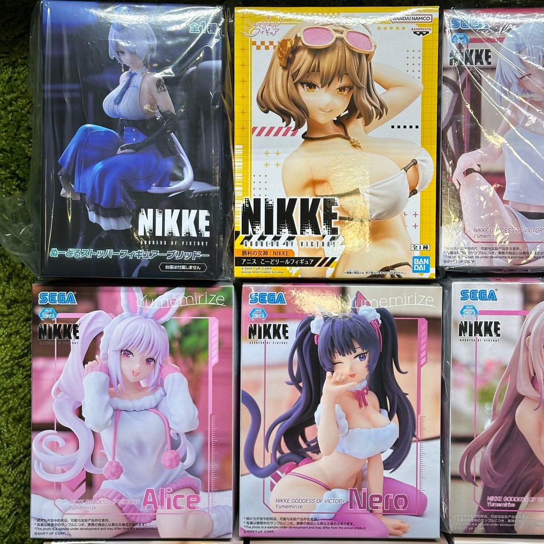 NIKKE プライズ フィギュア まとめ売り モダニア　アニス　ドロシー