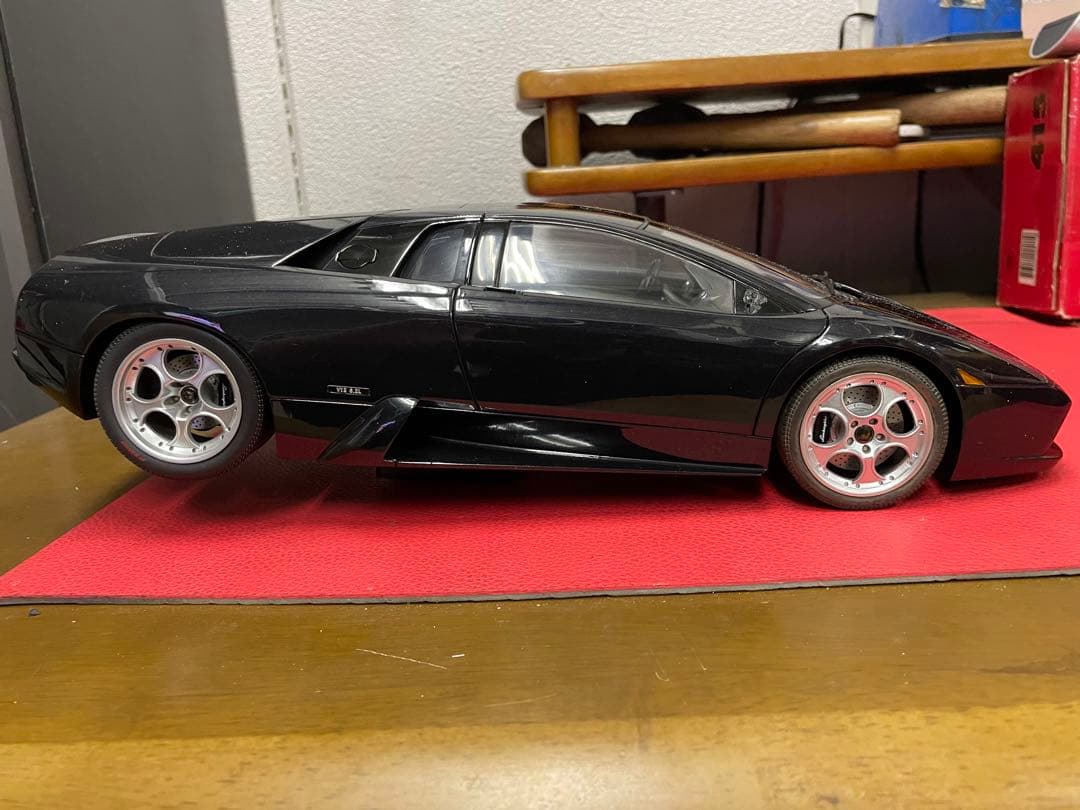 オートアート　ランボルギーニ　ムルシエラゴ