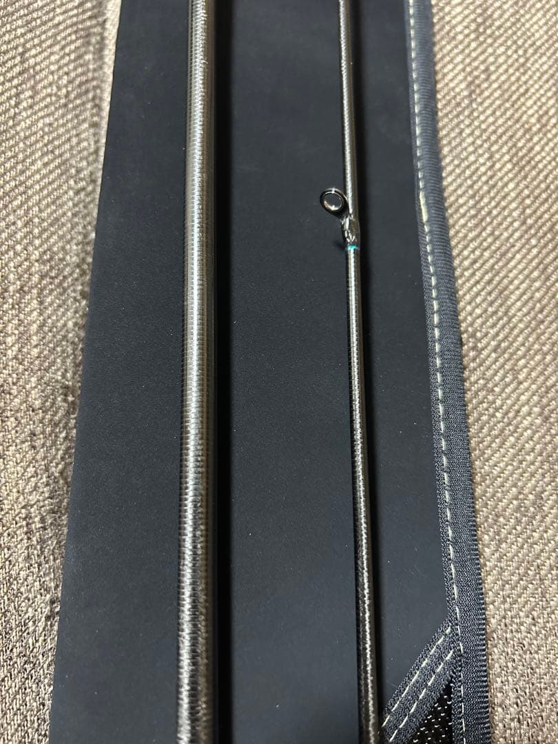 【極美品】ダイワ エメラルダス ストイスト ST 74 MMH-SMT